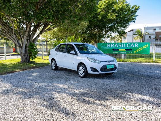 FORD FIESTA 1.6 ROCAM SE SEDAN 8V FLEX 4P MANUAL
