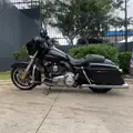 HARLEY-DAVIDSON STREET GLIDE HARLEY-DAVIDSON STREET GLIDE