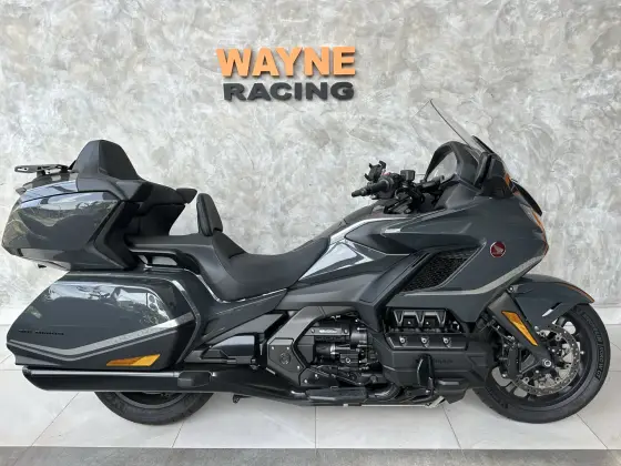 HONDA GL 1800 GOLD WING TOUR HONDA GL 1800 GOLD WING TOUR