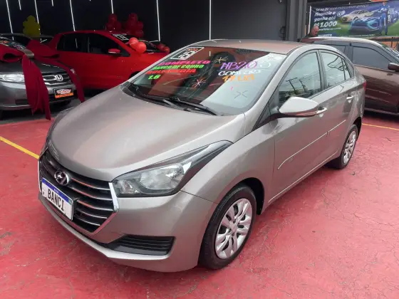 HYUNDAI HB20S 1.6 COMFORT PLUS 16V FLEX 4P MANUAL HYUNDAI HB20S 1.6 COMFORT PLUS 16V FLEX 4P MANUAL