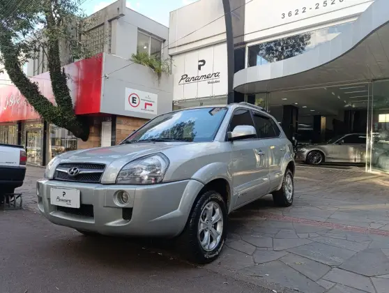 HYUNDAI TUCSON 2.0 MPFI GLS 16V 143CV 2WD GASOLINA 4P AUTOMÁTICO