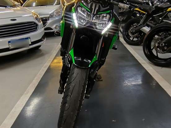 KAWASAKI-Z900 KAWASAKI-Z900-2022