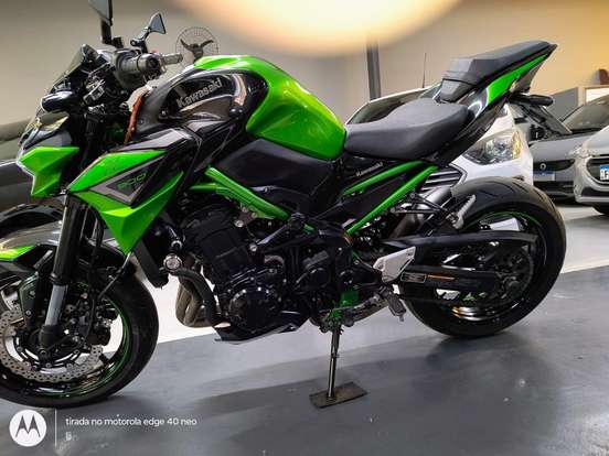KAWASAKI-Z900-2022