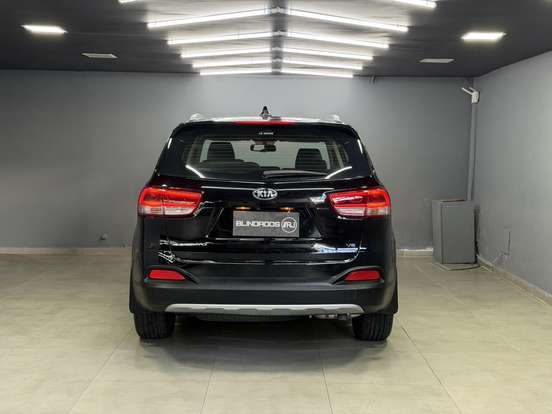 KIA-SORENTO-2017