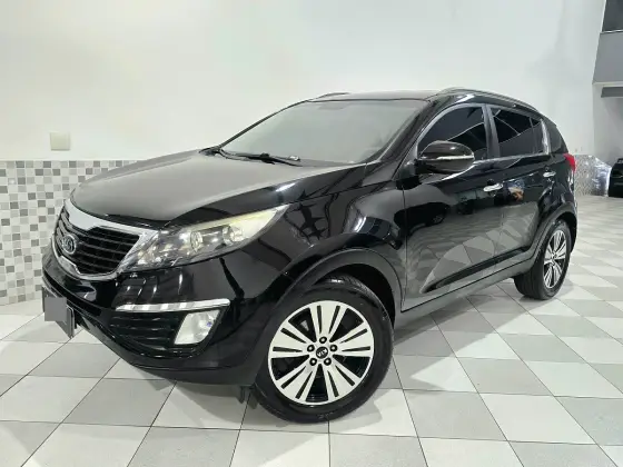 KIA SPORTAGE 2.0 EX 4X2 16V GASOLINA 4P AUTOMÁTICO KIA SPORTAGE 2.0 EX 4X2 16V GASOLINA 4P AUTOMÁTICO