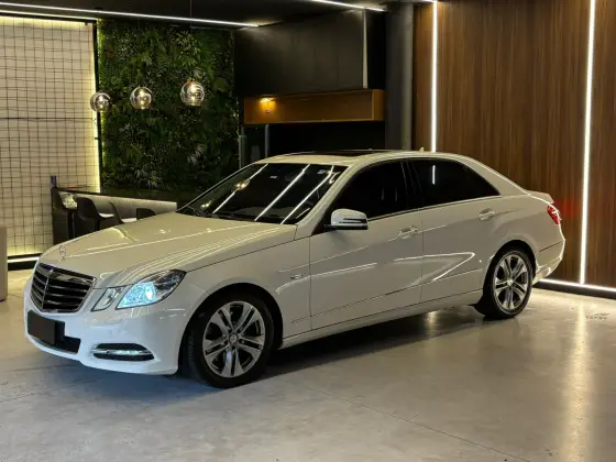 MERCEDES-BENZ E 250 1.8 CGI AVANTGARDE 16V GASOLINA 4P AUTOMÁTICO