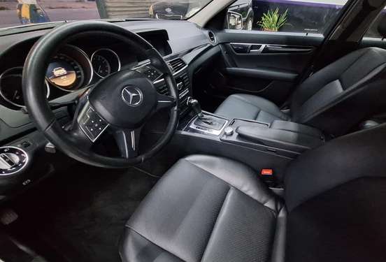 MERCEDES-BENZ-C 180-2011