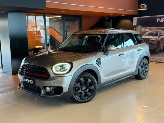 MINI COUNTRYMAN 1.5 12V TWINPOWER TURBO GASOLINA COOPER STEPTRONIC MINI COUNTRYMAN 1.5 12V TWINPOWER TURBO GASOLINA COOPER STEPTRONIC