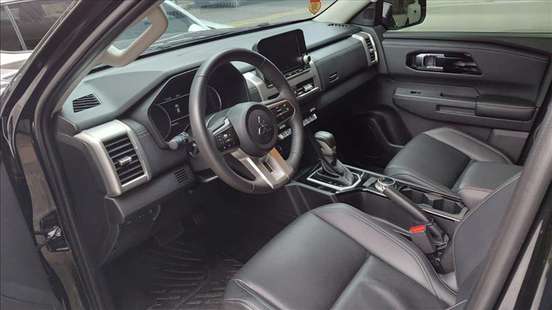 MITSUBISHI-TRITON-2025