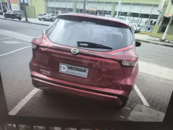 NISSAN-KICKS-2022