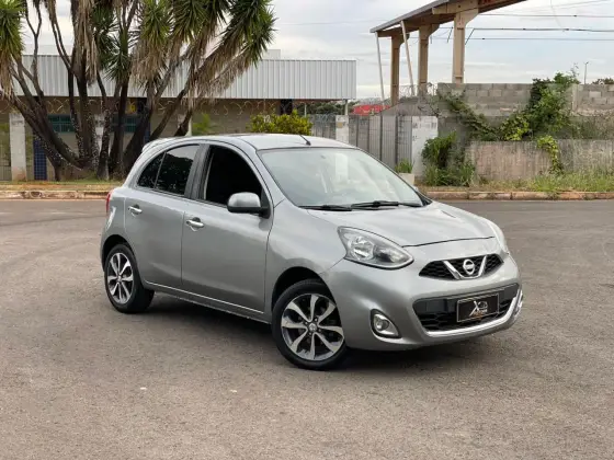 NISSAN MARCH 1.6 SL 16V FLEX 4P MANUAL NISSAN MARCH 1.6 SL 16V FLEX 4P MANUAL