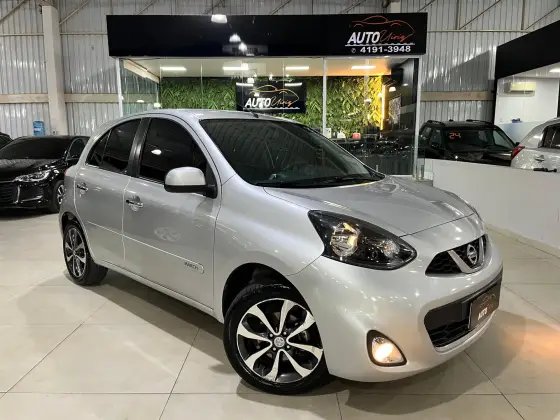 NISSAN MARCH 1.6 SL 16V FLEX 4P XTRONIC NISSAN MARCH 1.6 SL 16V FLEX 4P XTRONIC
