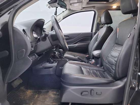 NISSAN-FRONTIER-2023