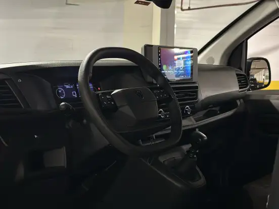 PEUGEOT-EXPERT-2024