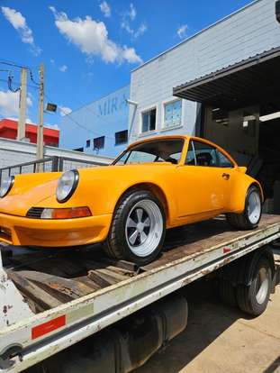 PORSCHE-911-1979