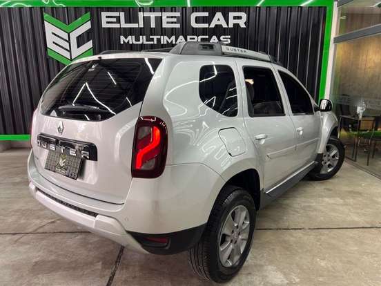 RENAULT-DUSTER-2019