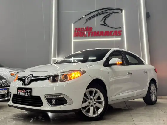 RENAULT FLUENCE 2.0 PRIVILÉGE 16V FLEX 4P AUTOMÁTICO