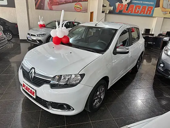 RENAULT SANDERO 1.0 12V SCE FLEX VIBE MANUAL RENAULT SANDERO 1.0 12V SCE FLEX VIBE MANUAL