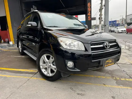 TOYOTA RAV4 2.4 4X4 16V GASOLINA 4P AUTOMÁTICO