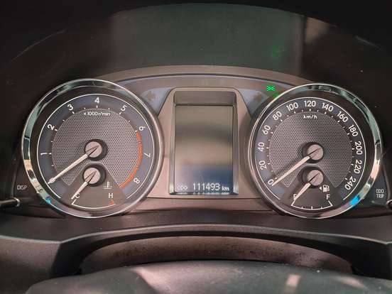 TOYOTA-COROLLA-2015