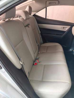TOYOTA-COROLLA-2015