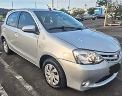 TOYOTA ETIOS 1.5 XS 16V FLEX 4P AUTOMÁTICO TOYOTA ETIOS 1.5 XS 16V FLEX 4P AUTOMÁTICO