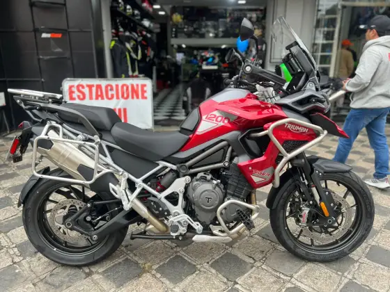 TRIUMPH TIGER 1200 GT PRO TRIUMPH TIGER 1200 GT PRO