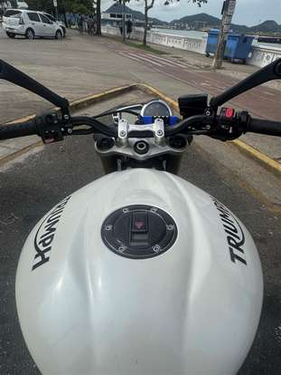 TRIUMPH-STREET TRIPLE 675 ABS TRIUMPH-STREET TRIPLE 675 ABS-2014