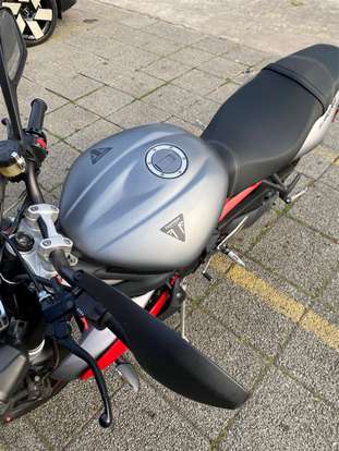 TRIUMPH-STREET TRIPLE R ABS-0