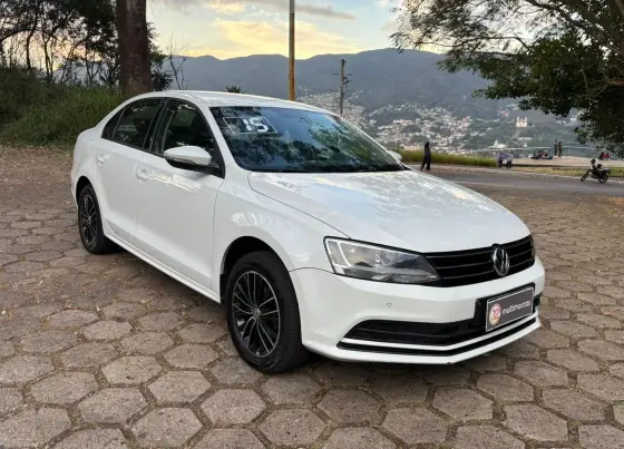 VOLKSWAGEN JETTA 2.0 COMFORTLINE FLEX 4P TIPTRONIC