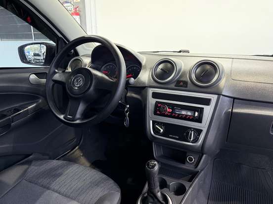 VOLKSWAGEN-SAVEIRO-1.6 MI CS 8V FLEX 2P MANUAL G.VI VOLKSWAGEN-SAVEIRO-2013