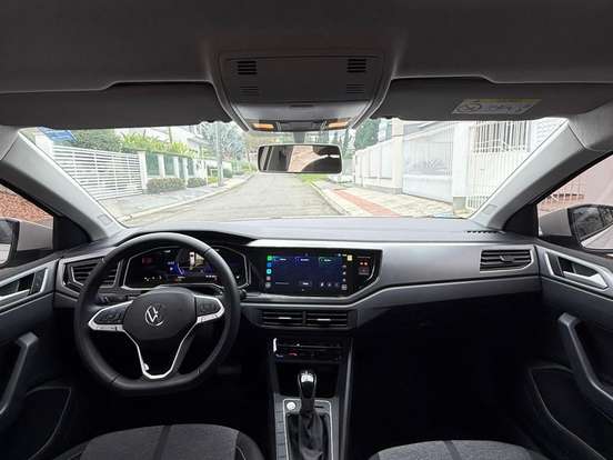 VOLKSWAGEN-NIVUS-1.0 200 TSI TOTAL FLEX COMFORTLINE AUTOMÁTICO VOLKSWAGEN-NIVUS-2025