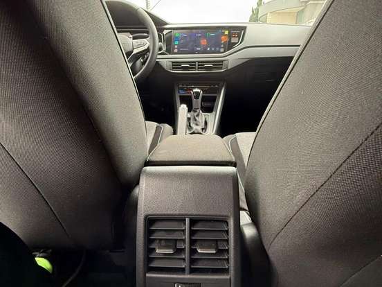 VOLKSWAGEN-NIVUS-1.0 200 TSI TOTAL FLEX COMFORTLINE AUTOMÁTICO VOLKSWAGEN-NIVUS-2025