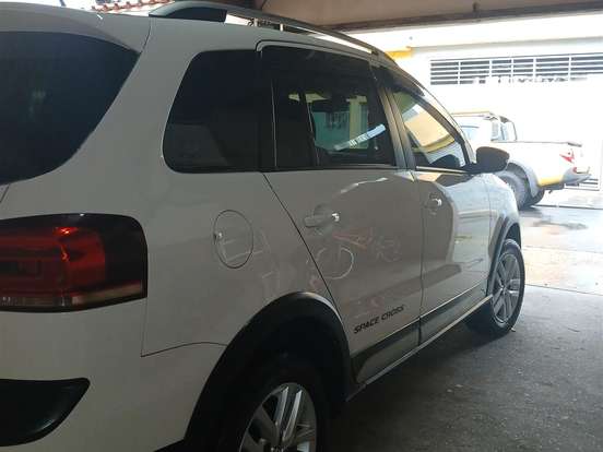 VOLKSWAGEN-SPACE CROSS-1.6 MSI 16V FLEX 4P MANUAL VOLKSWAGEN-SPACE CROSS-2015