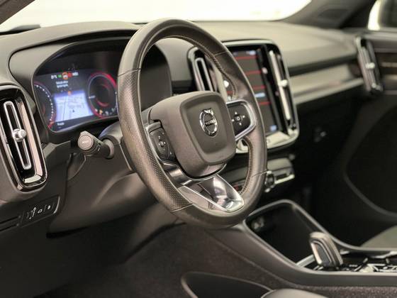 /en/city-santa-catarina/cate-car-used-car/volvo-xc40-2021-1-5-t5-recharge-r-design-geartronic-48418318383712256/-13