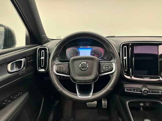 /en/city-santa-catarina/cate-car-used-car/volvo-xc40-2021-1-5-t5-recharge-r-design-geartronic-48418318383712256/-14