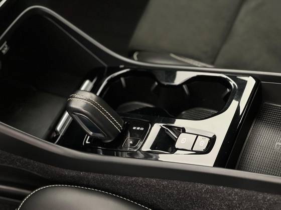 /en/city-santa-catarina/cate-car-used-car/volvo-xc40-2021-1-5-t5-recharge-r-design-geartronic-48418318383712256/-16