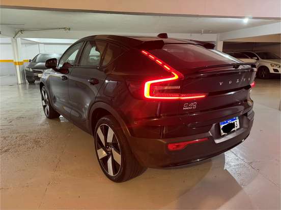 VOLVO-C40-P8 RECHARGE TWIN ELECTRIC ULTIMATE AWD VOLVO-C40-2023