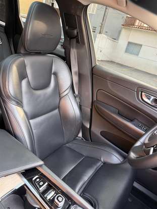 VOLVO-XC60-2018