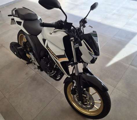 YAMAHA-FZ25 FAZER CONNECTED ABS-2025