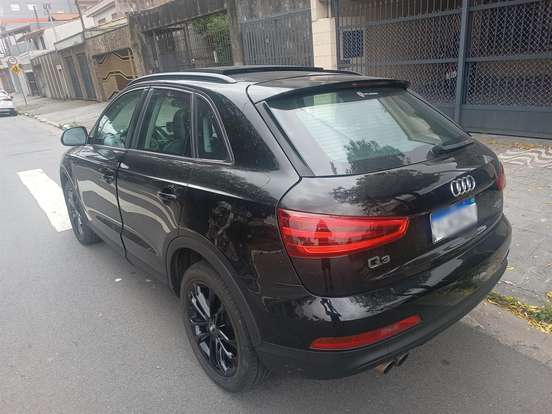 AUDI-Q3-2013