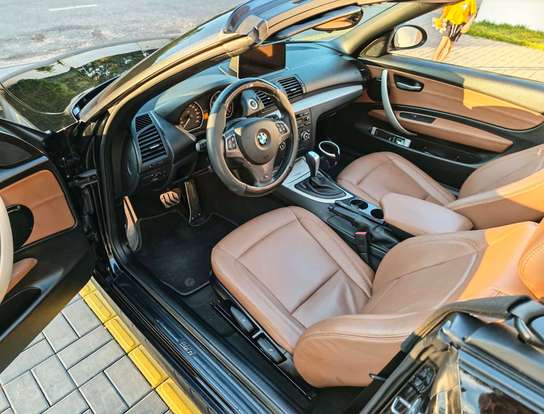 BMW-120i-2009