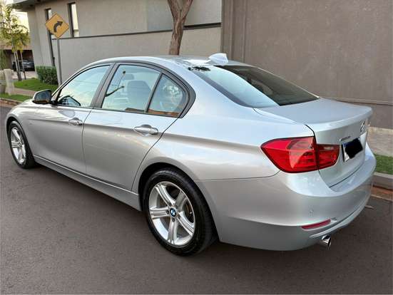 BMW-320i-2.0 16V TURBO ACTIVE FLEX 4P AUTOMÁTICO BMW-320i-2014