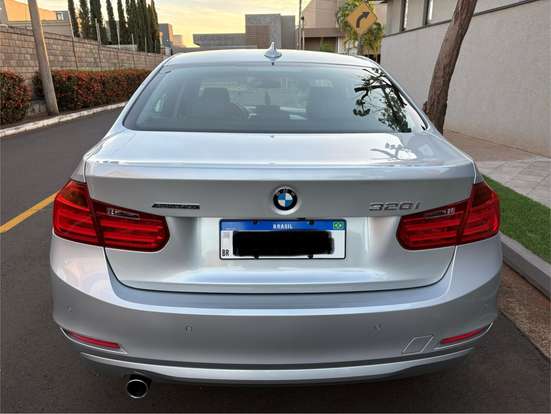 BMW-320i-2.0 16V TURBO ACTIVE FLEX 4P AUTOMÁTICO BMW-320i-2014