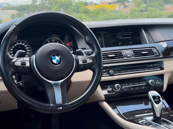 BMW-535i-3.0 M SPORT 24V GASOLINA 4P AUTOMÁTICO BMW-535i-2014