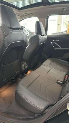 BMW-iX1-2023