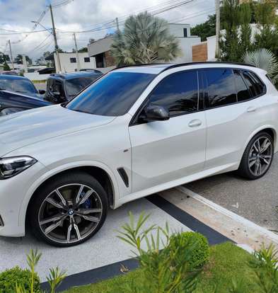 BMW-X5-2019