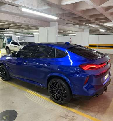 BMW-X6-2022