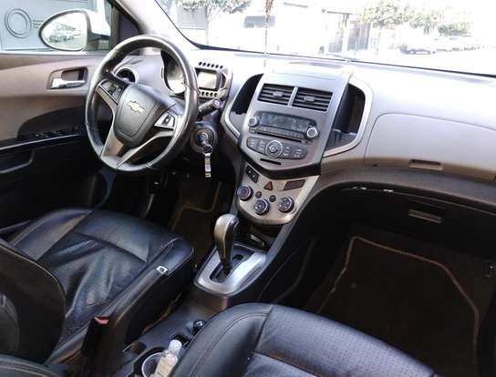 CHEVROLET-SONIC-1.6 LTZ SEDAN 16V FLEX 4P AUTOMÁTICO CHEVROLET-SONIC-2012