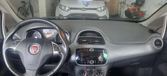 FIAT-PUNTO-2014
